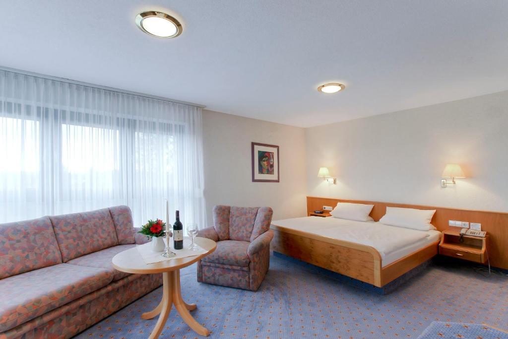 Landgasthaus Hotel Maien Rheinfelden  Ruang foto