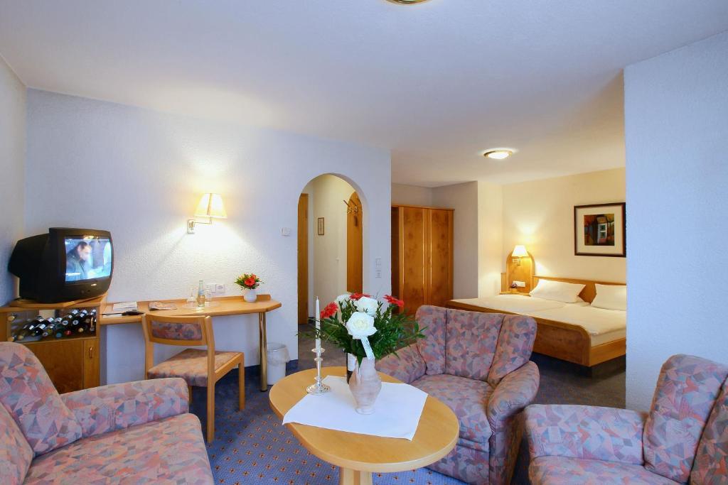 Landgasthaus Hotel Maien Rheinfelden  Ruang foto